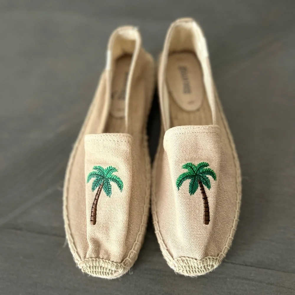 Soludos Revolve Palm Tree Smoking Slipper